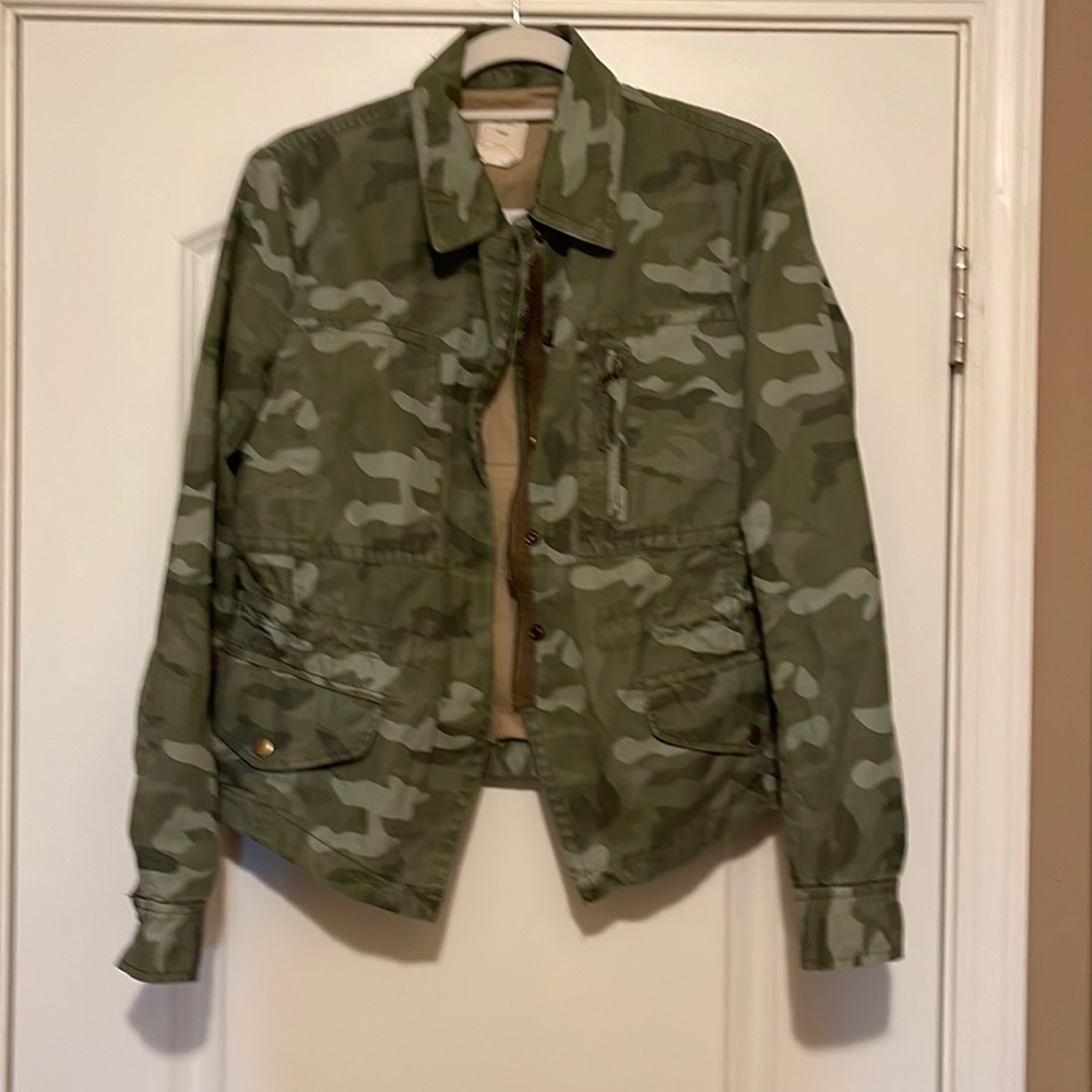 Gap coat